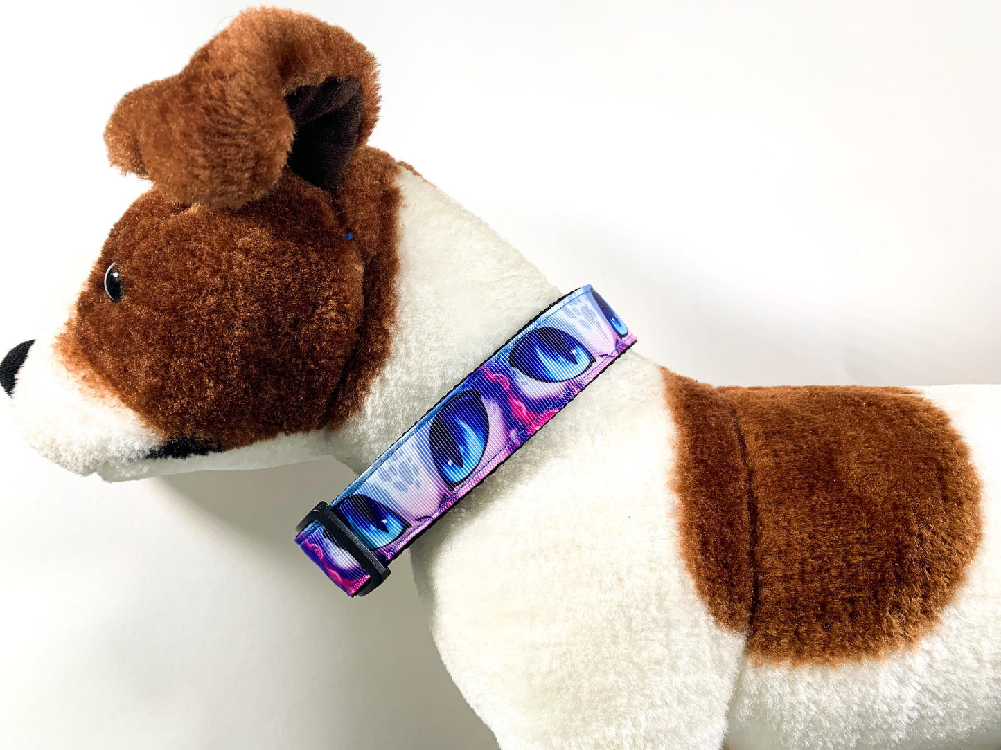 Blue Eyes Collar, Adjustable Dragon Eyes